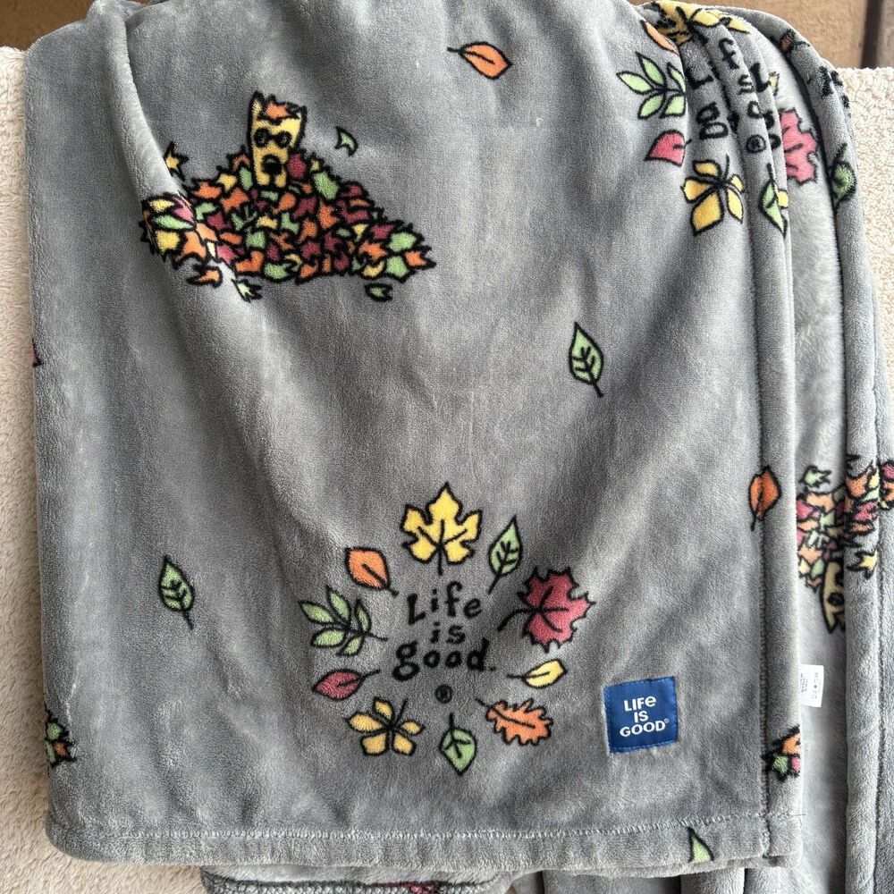 Life Is Good Throw Blanket Rocket Dog Pile of Fall Leaves Gray Plush 50"x70" NEW